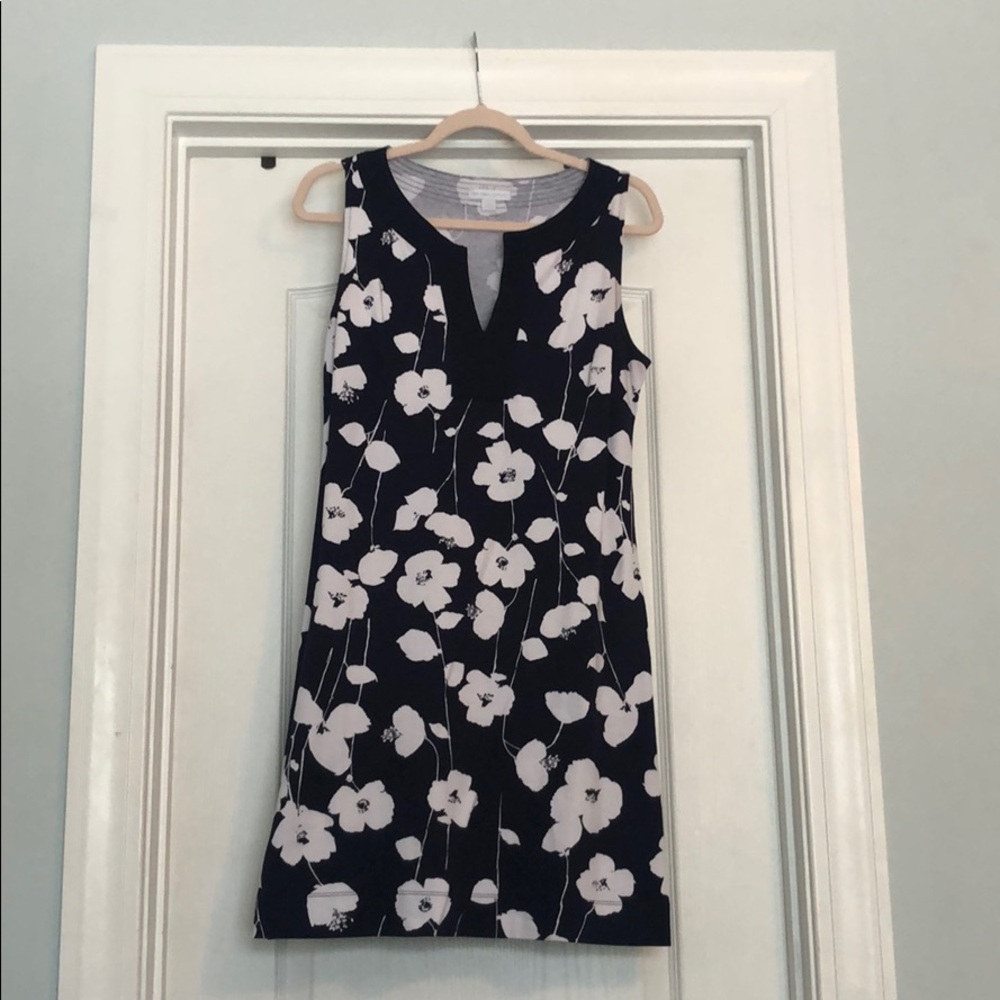 NY&Co shift dress
